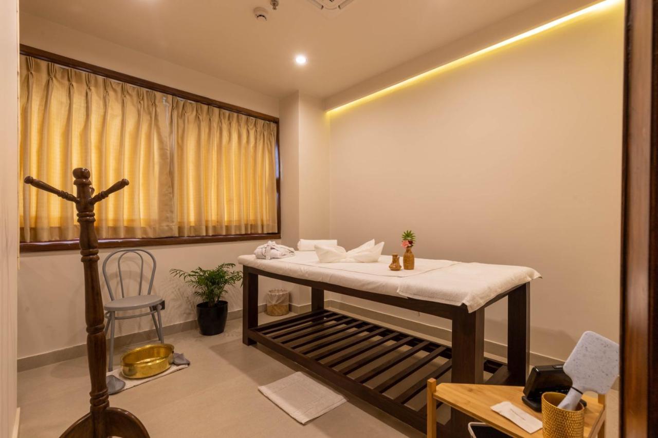Basera Boutique Hotel 카트만두 외부 사진 A massage room at a spa in India