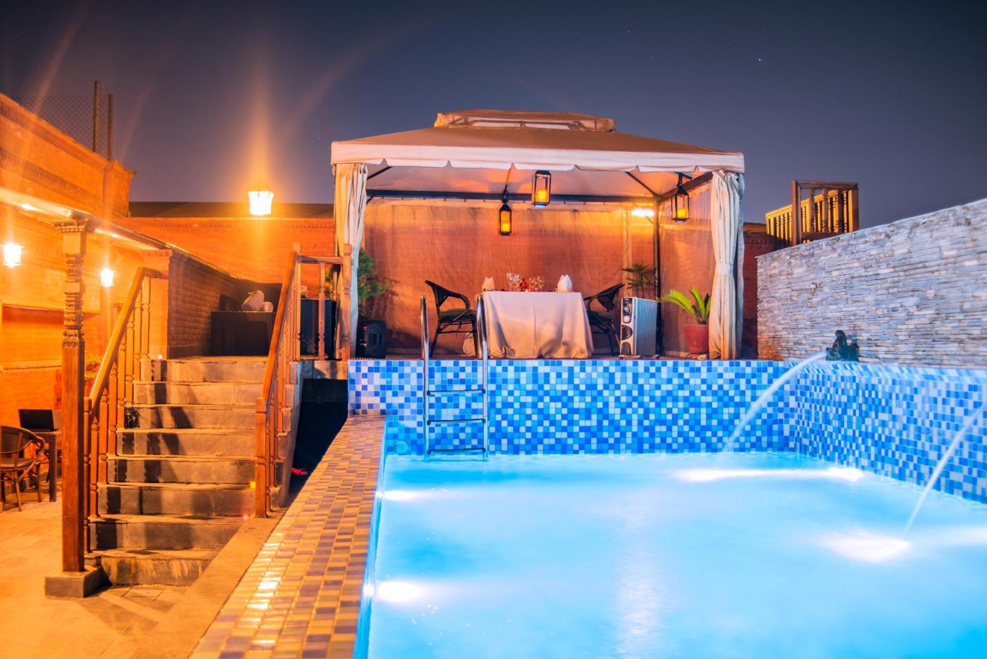 Basera Boutique Hotel 카트만두 외부 사진 Rooftop pool at the hotel