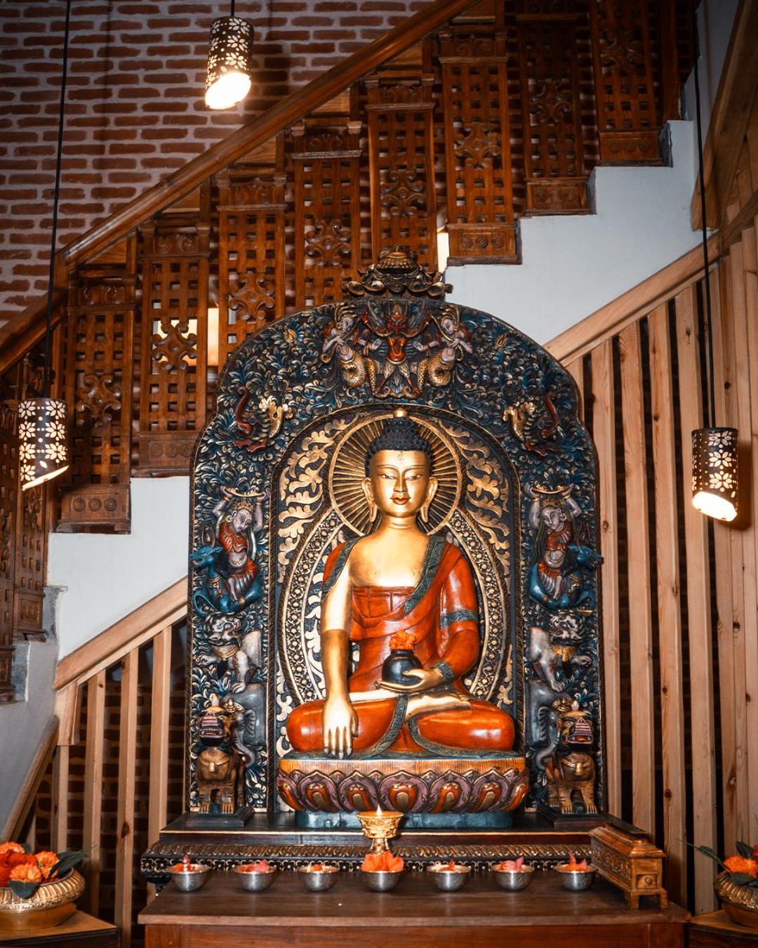 Basera Boutique Hotel 카트만두 외부 사진 The Buddha